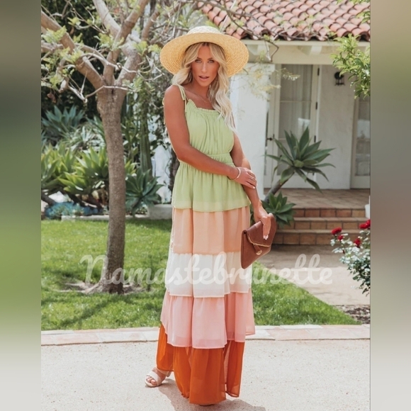 NWT Vici Boho Ruffled Tiered Maxi Dress - Picture 8 of 13